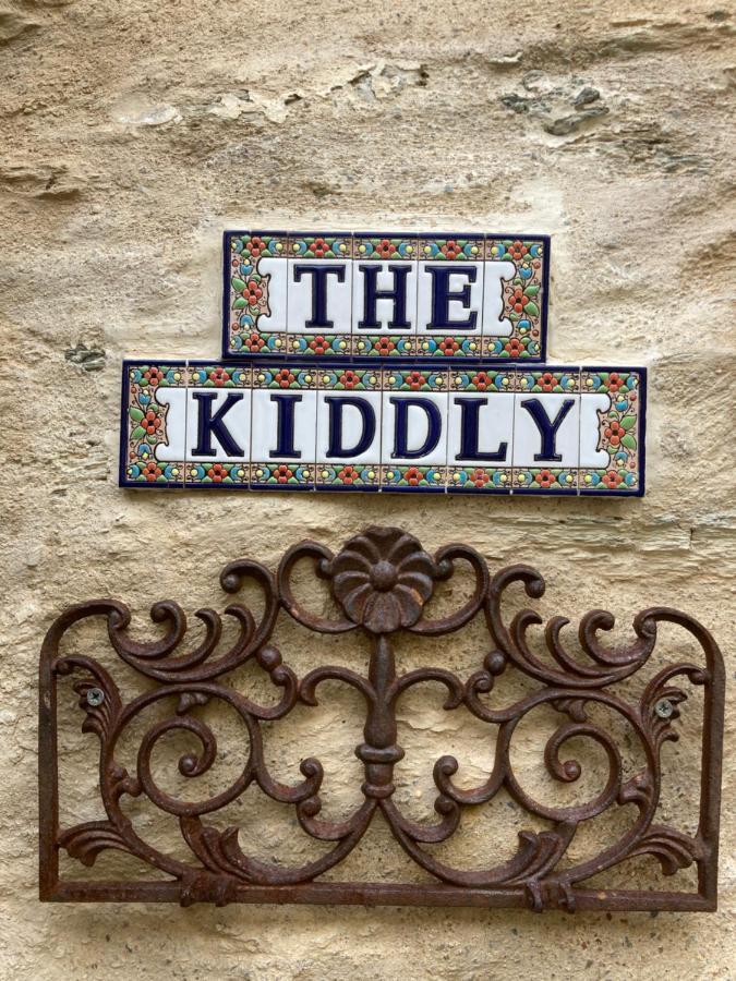 팰머스 The Kiddly - Central, Old Town, Lively, Dog Friendly, Parking. 아파트 외부 사진