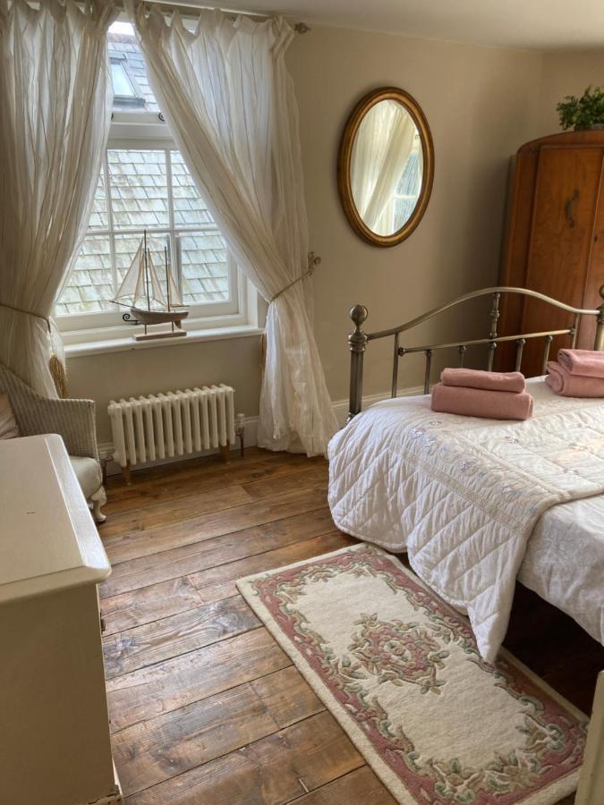 팰머스 The Kiddly - Central, Old Town, Lively, Dog Friendly, Parking. 아파트 외부 사진